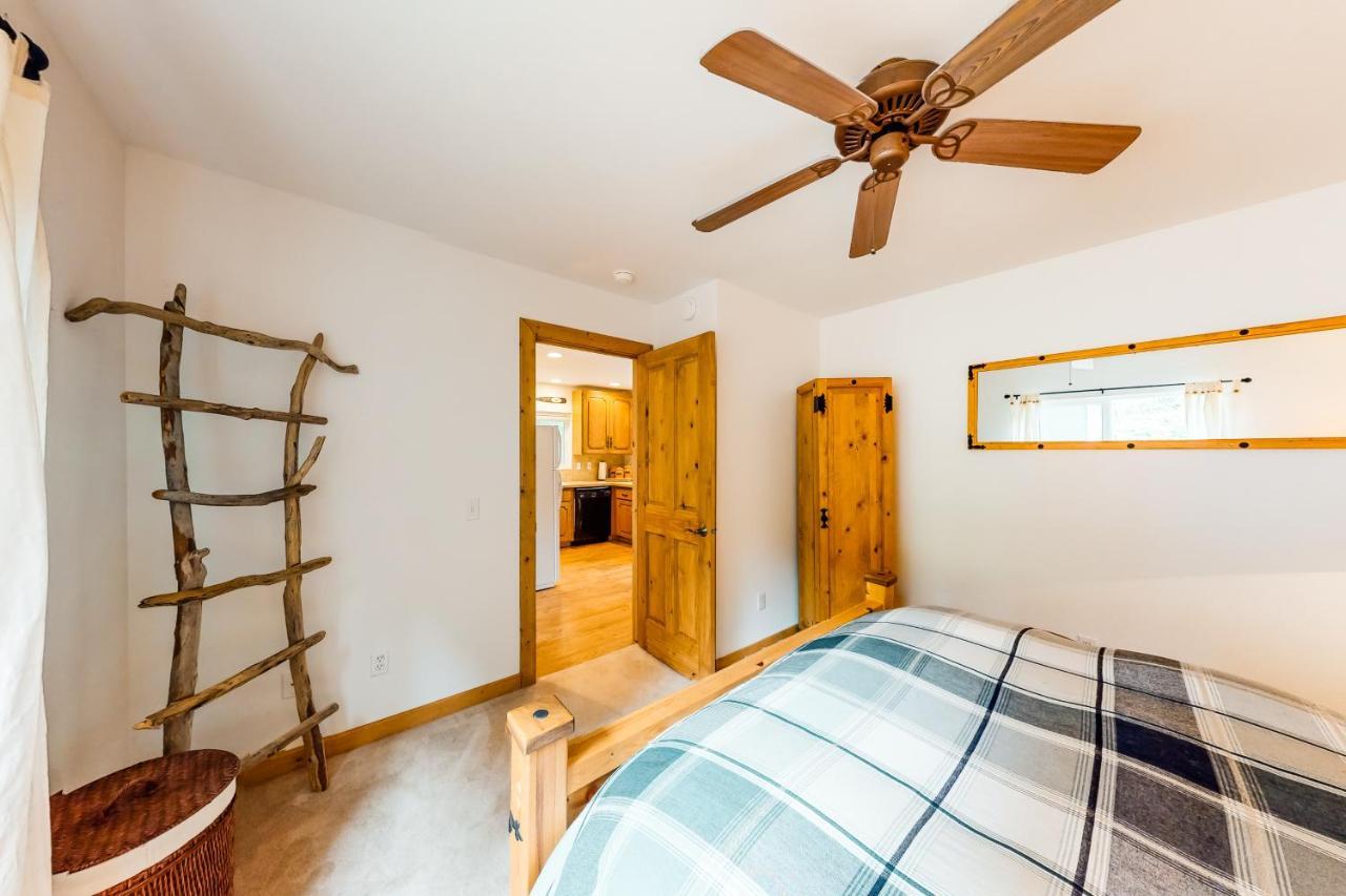 Alpine Home Lilliwaup エクステリア 写真