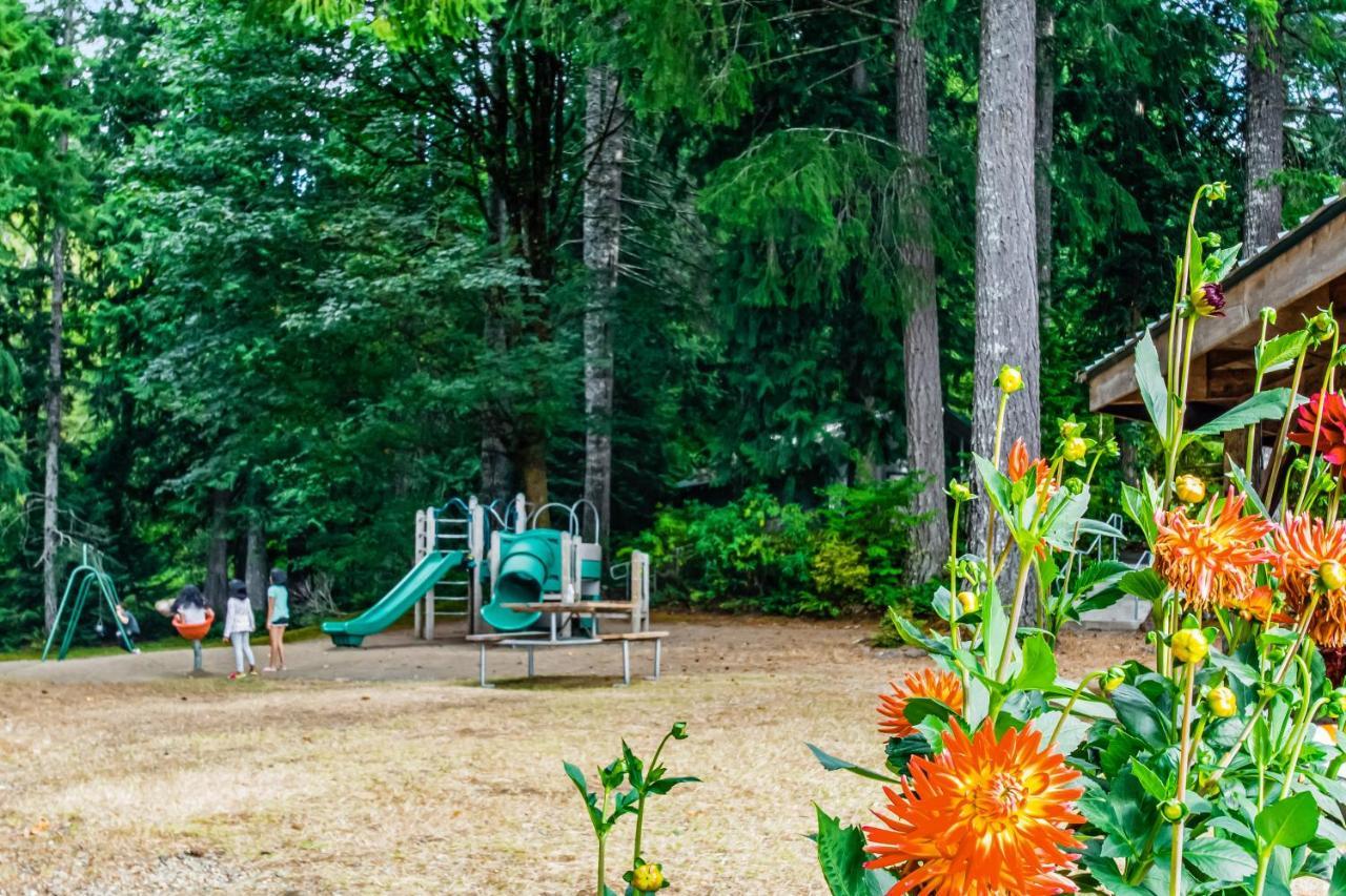 Alpine Home Lilliwaup エクステリア 写真