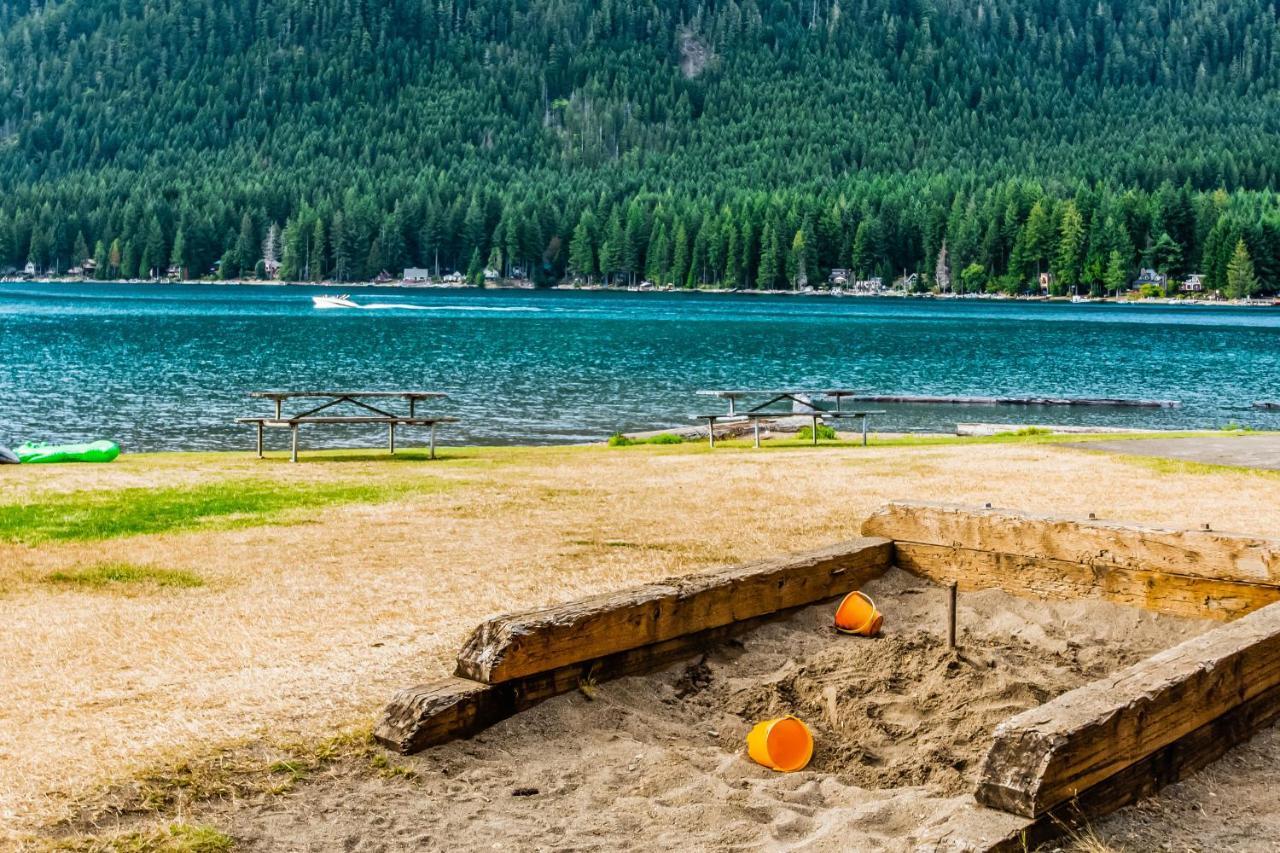 Alpine Home Lilliwaup エクステリア 写真